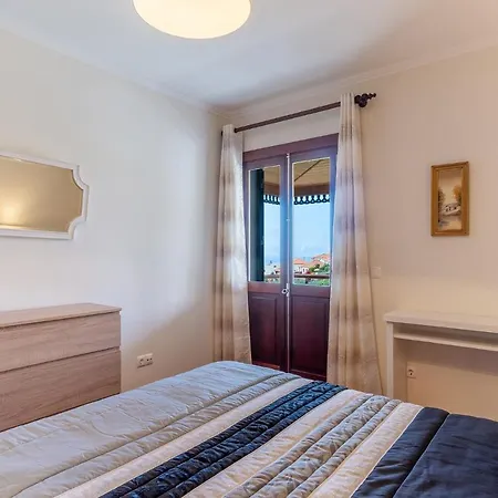 Dinis By Madeira Semesterbostad Calheta (Madeira)