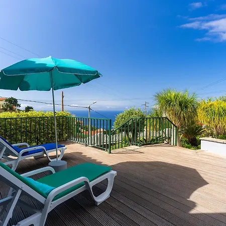 Dinis By Madeira بيت للعطل