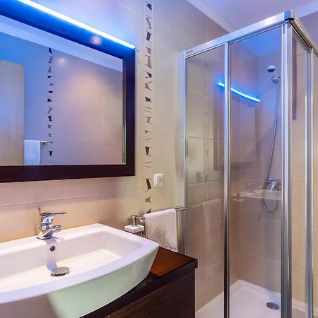 Dinis By Madeira بيت للعطل كالهيتا