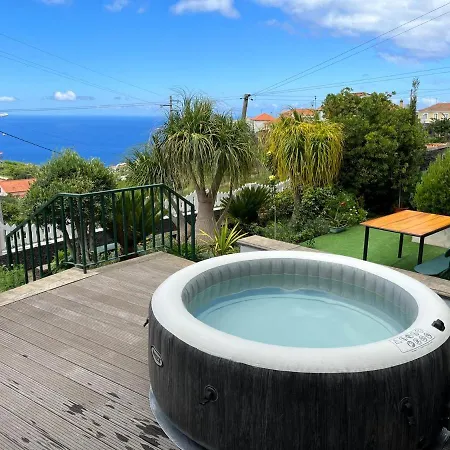 Prázdninový dům Dinis By Madeira