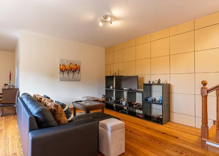 Dinis By Madeira Calheta (Madeira)