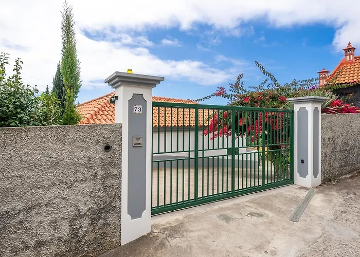 Dinis By Madeira Ferienhaus Calheta (Madeira)